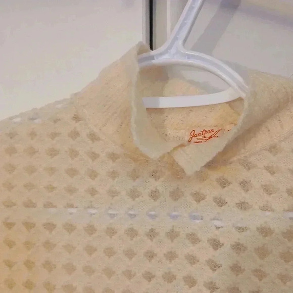 VINTAGE  Cream sheer knit sweater - Picture 5 of 9